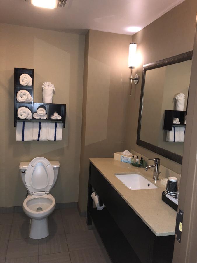 Countryview Inn & Suites Robinson エクステリア 写真