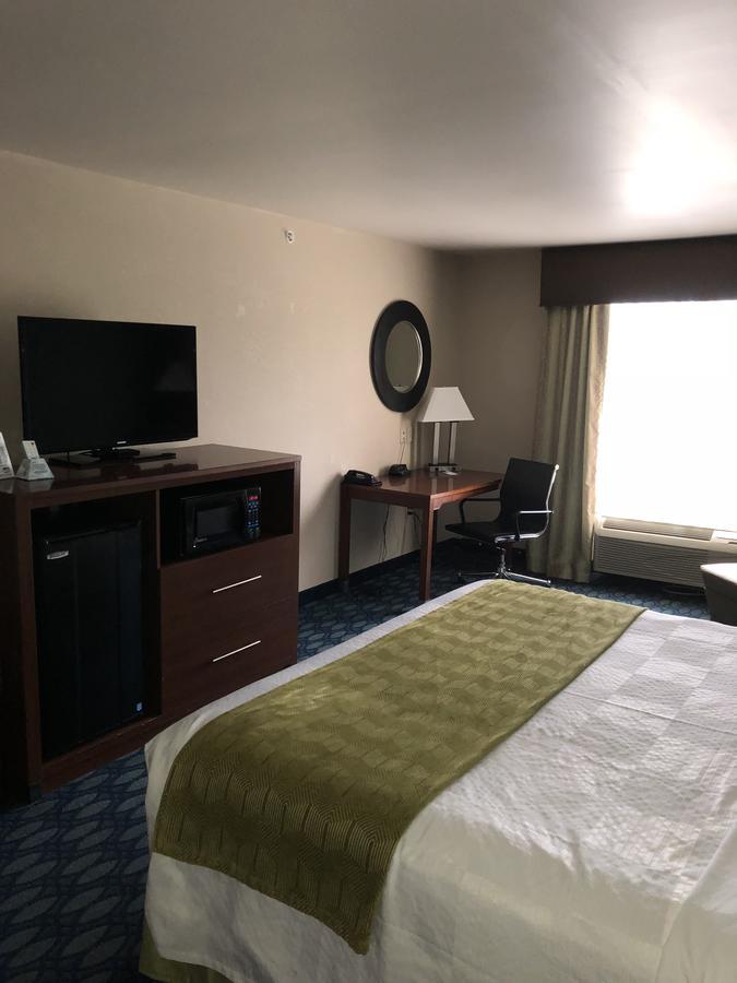 Countryview Inn & Suites Robinson エクステリア 写真