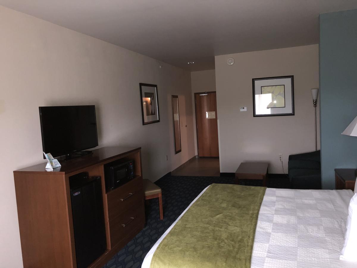 Countryview Inn & Suites Robinson エクステリア 写真
