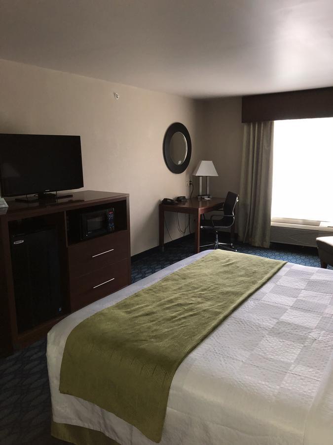 Countryview Inn & Suites Robinson エクステリア 写真