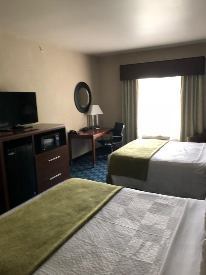 Countryview Inn & Suites Robinson エクステリア 写真