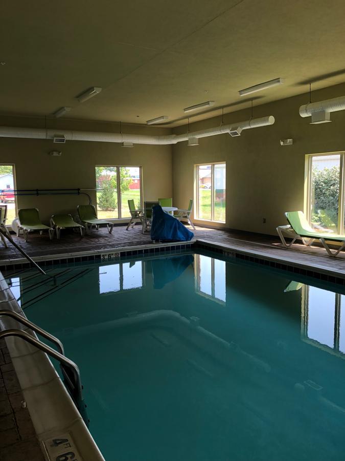 Countryview Inn & Suites Robinson エクステリア 写真