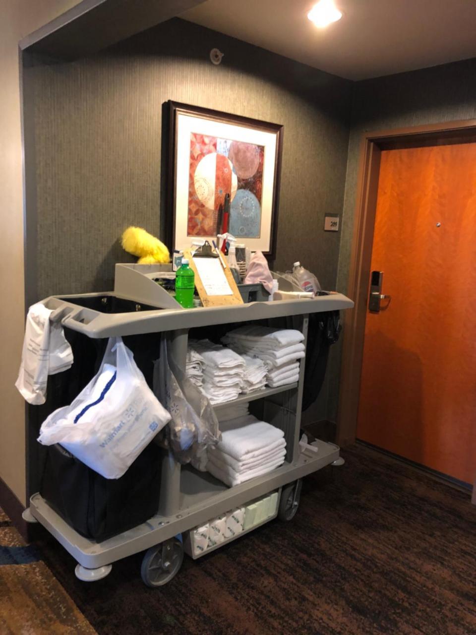 Countryview Inn & Suites Robinson エクステリア 写真
